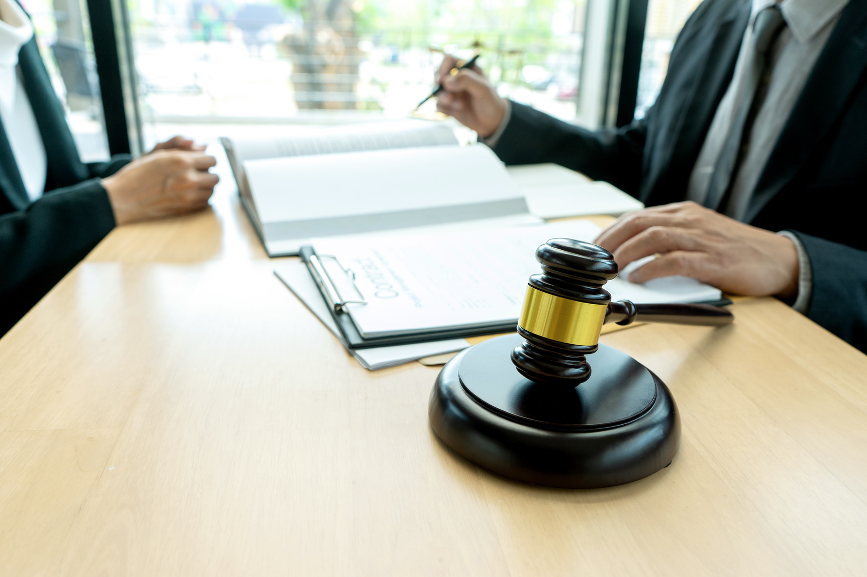 Important Questions to Ask a Divorce Attorney before Hiring
